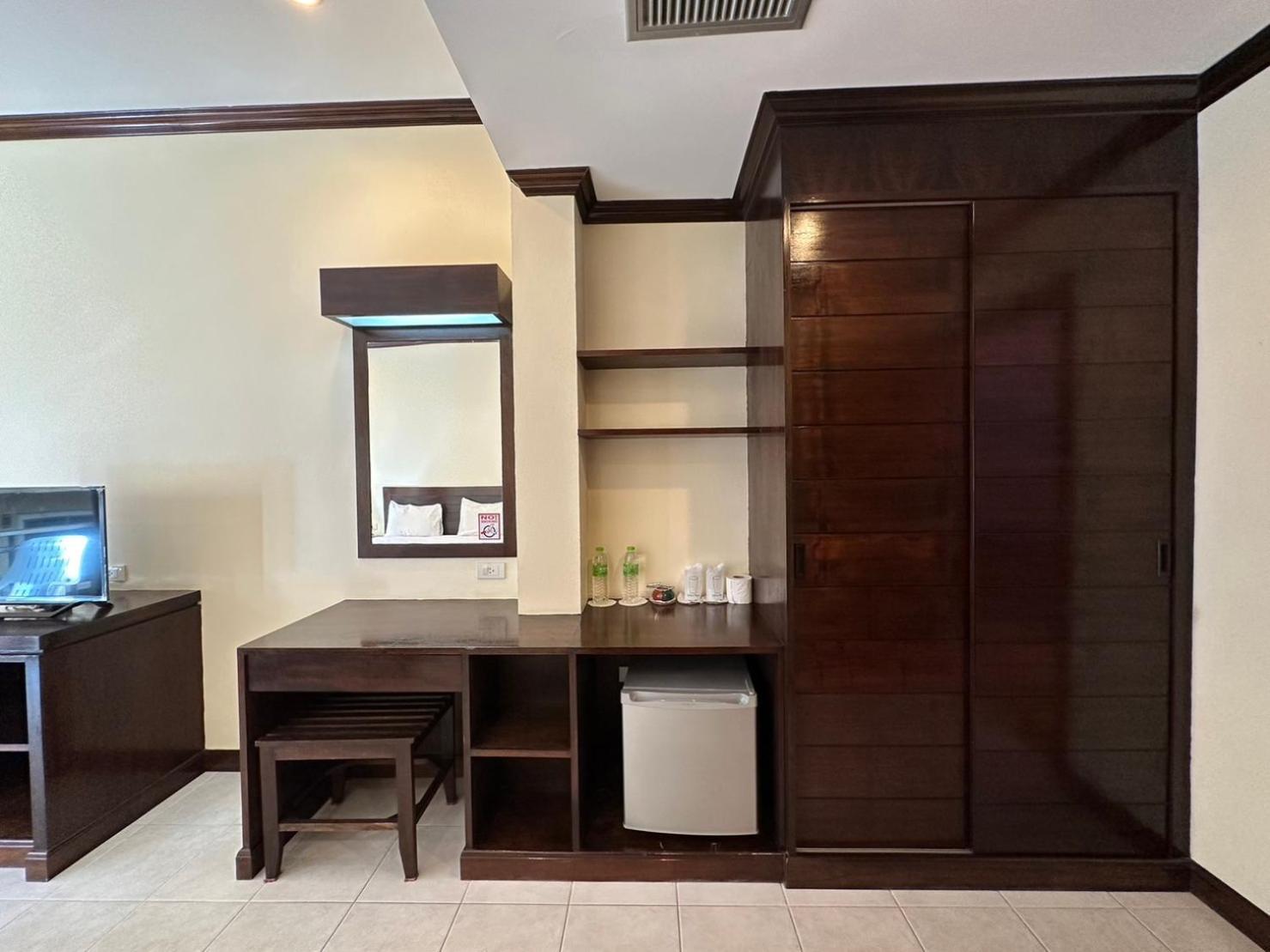 Baan Kingkeaw Thamdee Hotel Patong Buitenkant foto