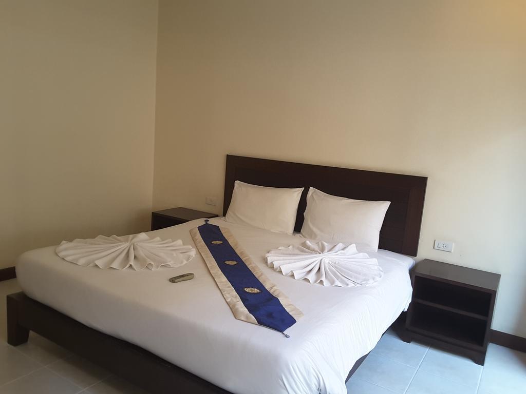 Baan Kingkeaw Thamdee Hotel Patong Buitenkant foto