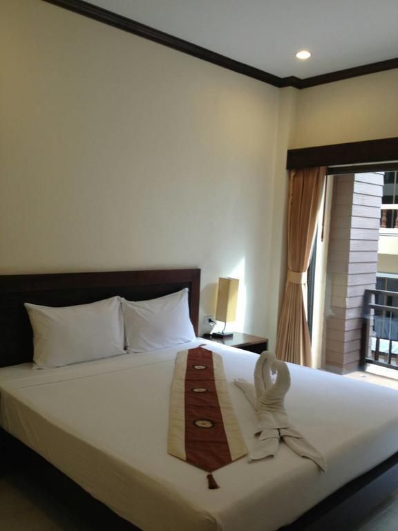 Baan Kingkeaw Thamdee Hotel Patong Buitenkant foto